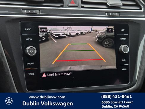 Used 2022 Volkswagen Tiguan SE R-Line FWD image 16