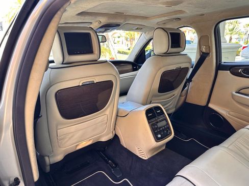 Used 2009 Jaguar XJ Vanden Plas Super V8 Portfolio image 67