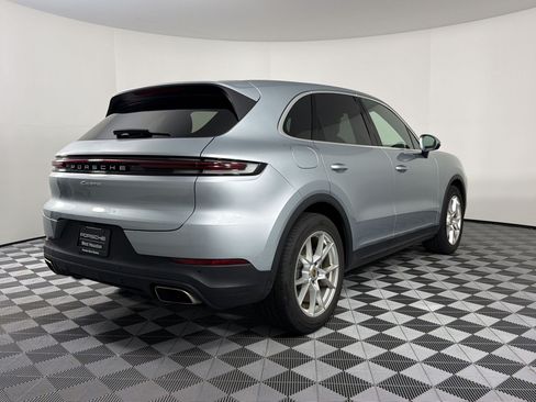 Certified 2024 Porsche Cayenne AWD/4WD image 9