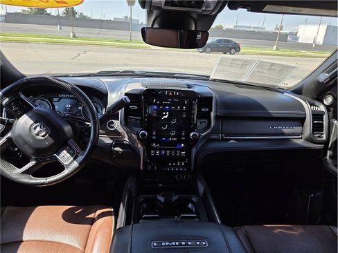 Used 2019 RAM 2500 Limited AWD/4WD image 12