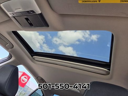 Used 2021 Nissan Altima 2.5 SV w/ SV Premium Package image 9