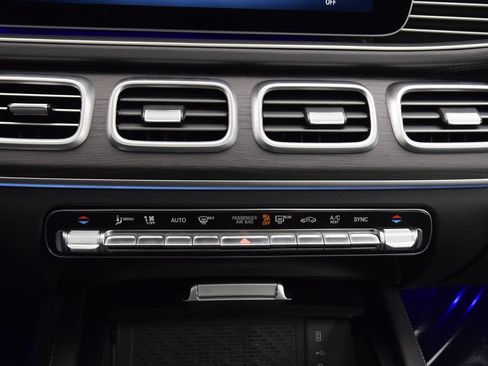 Certified 2026 Mercedes-Benz GLS 450 4MATIC image 29