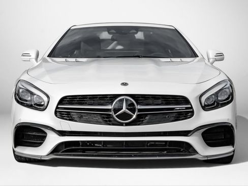 Used 2018 Mercedes-Benz SL 63 AMG image 3