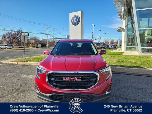 Used 2020 GMC Terrain SLE image 2