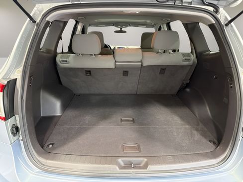 Used 2010 Hyundai Santa Fe GLS w/ Premium Pkg 2 FWD image 33