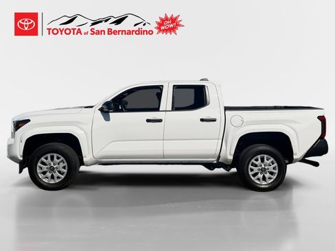 Certified 2025 Toyota Tacoma SR RWD image 2