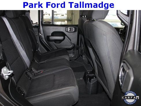 Used 2021 Jeep Gladiator Sport image 24