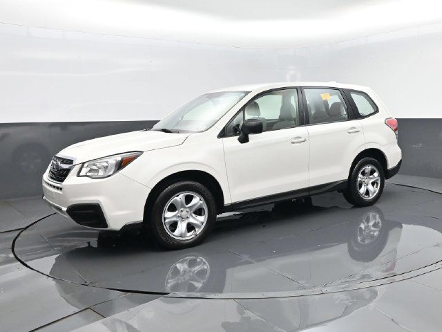 Used 2018 Subaru Forester 2.5i AWD/4WD image 1