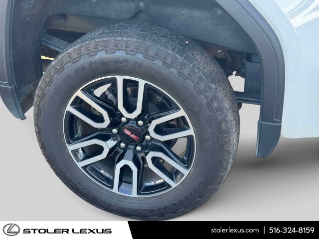 Used 2026 GMC Sierra 1500 AT4 w/ AT4 Premium Package AWD/4WD image 8