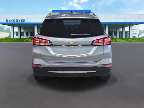 Used 2024 Chevrolet Equinox LT w/ LPO, Floor Liner Package AWD/4WD image 9