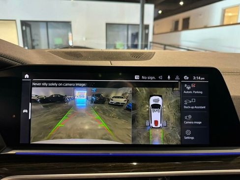 Used 2020 BMW X7 xDrive40i w/ Premium Package image 18