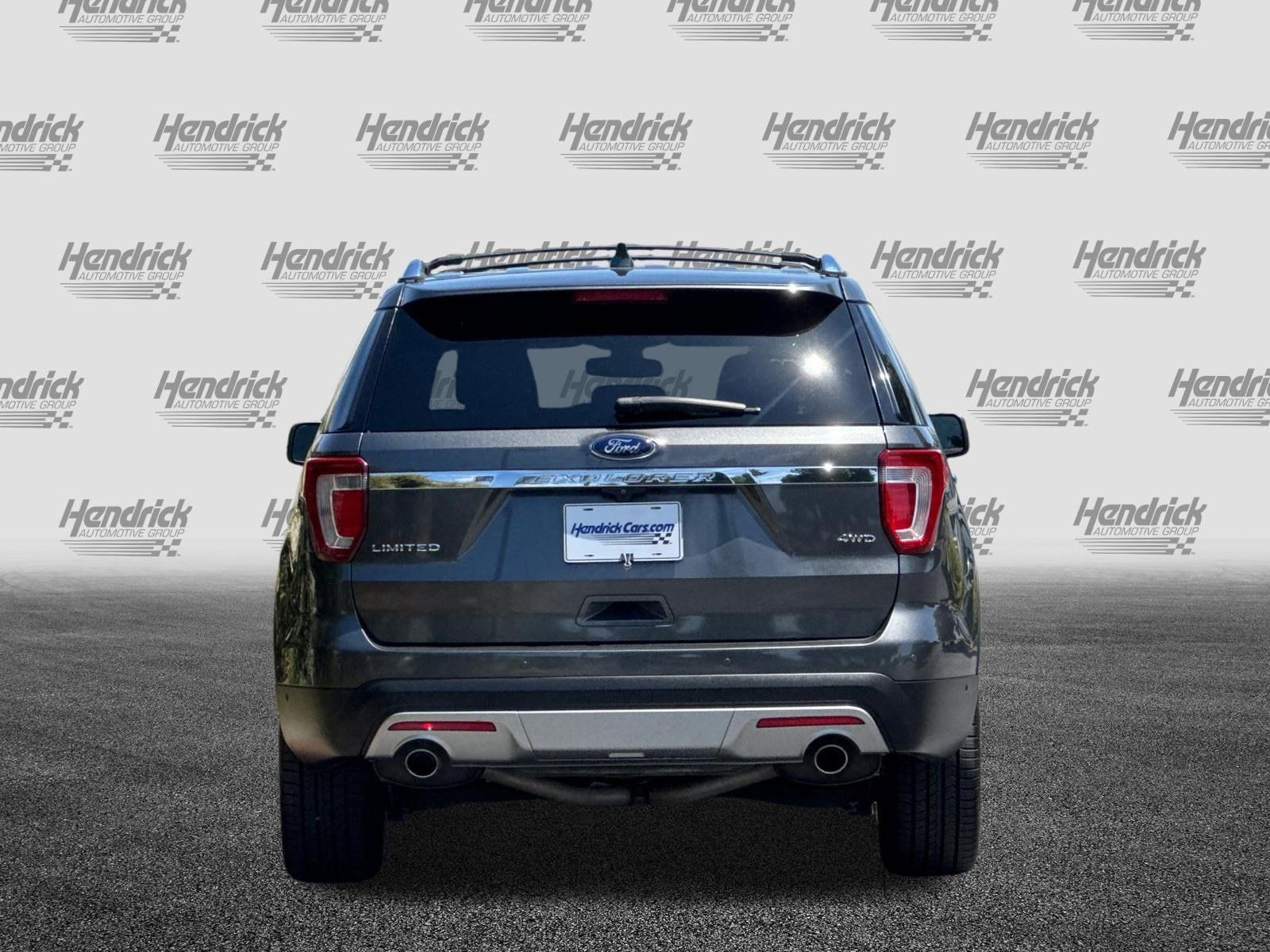 Used 2017 Ford Explorer Limited w/ Equipment Group 301A AWD/4WD image 6