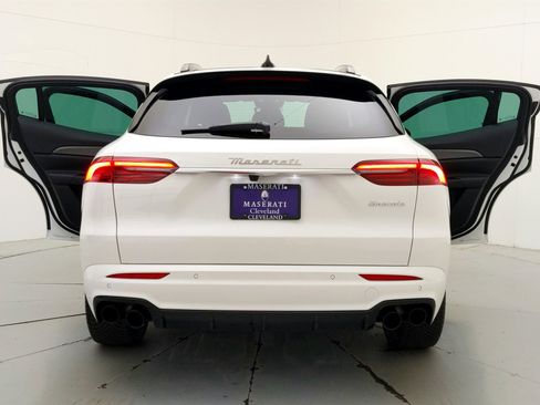 Used 2024 Maserati Grecale GT image 20