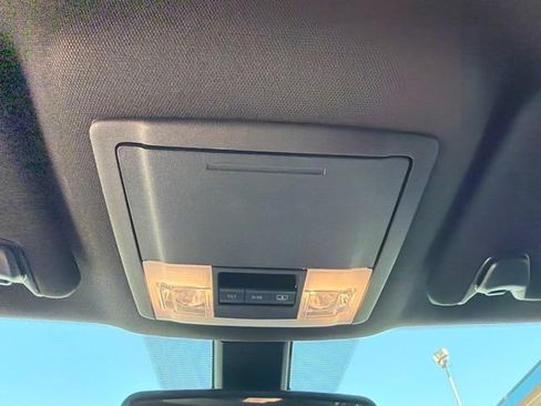 Used 2018 Ford Explorer Sport w/ Equipment Group 401A AWD/4WD image 31