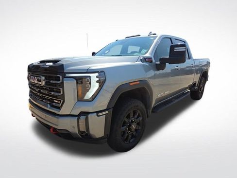 Used 2024 GMC Sierra 2500 AT4 w/ AT4 Premium Plus Package AWD/4WD image 4