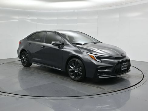 Used 2026 Toyota Corolla SE FWD image 51