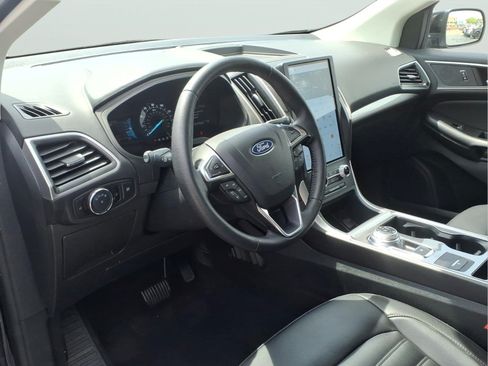 Used 2024 Ford Edge SEL AWD/4WD image 7