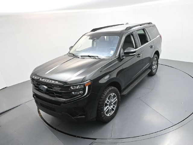 Used 2025 Ford Expedition Active AWD/4WD image 40