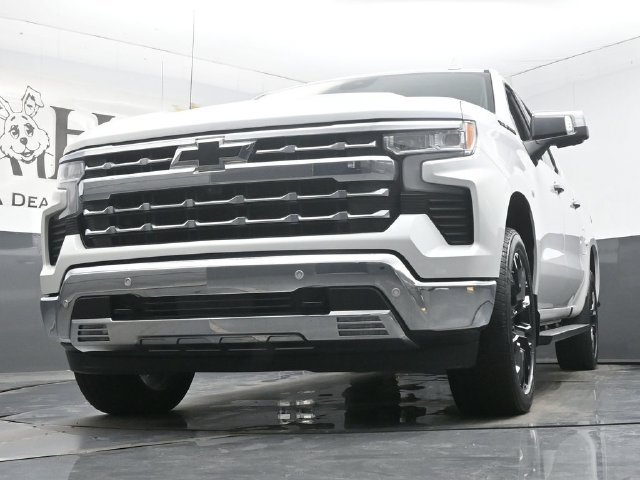 Used 2023 Chevrolet Silverado 1500 LTZ w/ LTZ Convenience Package II AWD/4WD image 59