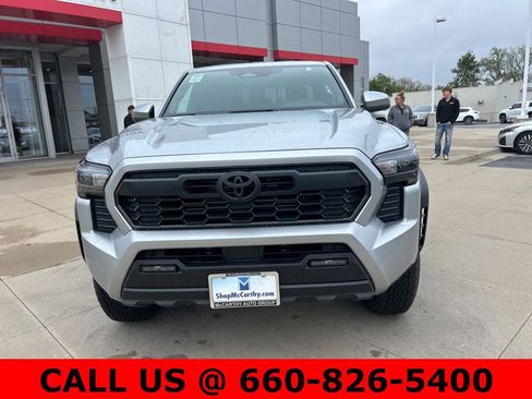 New 2025 Toyota Tacoma TRD Off-Road image 3