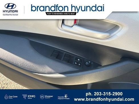 Used 2024 Toyota Corolla LE FWD image 18