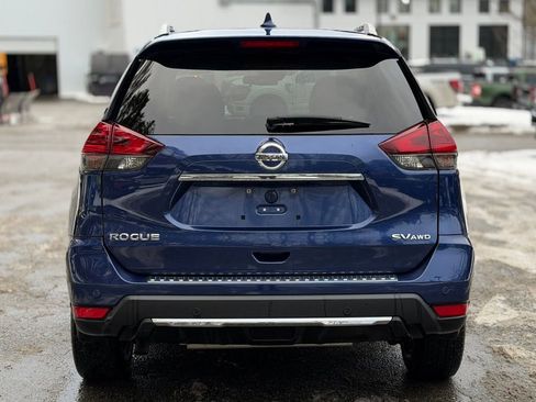 Used 2020 Nissan Rogue SV w/ Premium Package image 4
