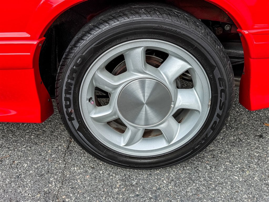 Used 1993 Ford Mustang Cobra RWD image 22