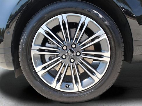 New 2026 Land Rover Range Rover Evoque S image 9