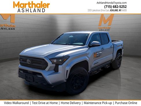 Certified 2025 Toyota Tacoma SR5 AWD/4WD image 1