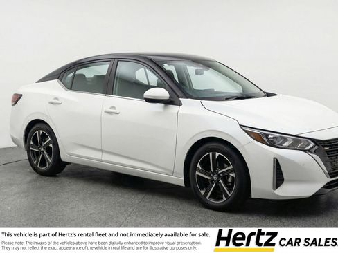 Used 2025 Nissan Sentra SV image 1