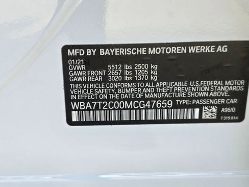 Used 2021 BMW 740i w/ Premium Package image 35