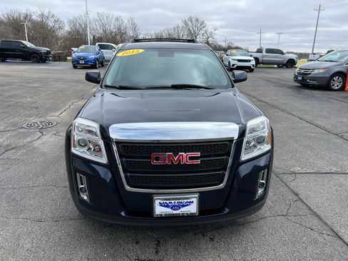 Used 2015 GMC Terrain SLE w/ Convenience Package image 2