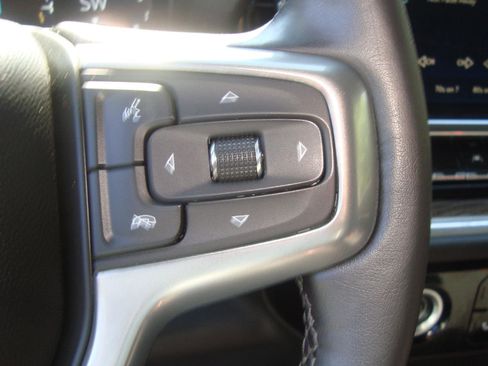 Used 2022 Chevrolet Silverado 1500 LT image 37