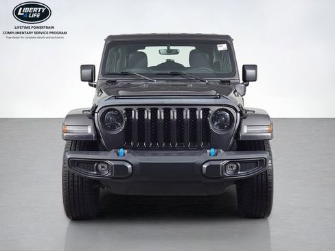 Used 2023 Jeep Wrangler Unlimited Sahara w/ Cold Weather Group AWD/4WD image 8