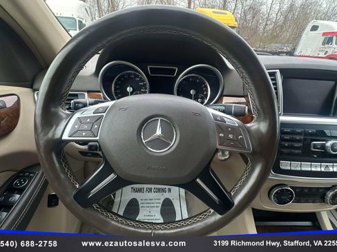Used 2014 Mercedes-Benz ML 350 ML 350 4MATIC Sport Utility 4D w/ Premium 1 Package image 24