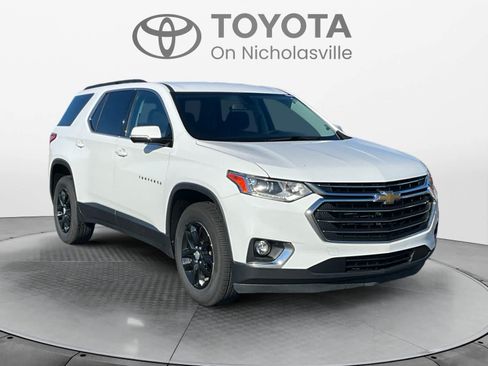 Used 2019 Chevrolet Traverse LT FWD image 7