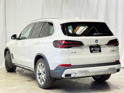 Used 2026 BMW X5 xDrive40i w/ Premium Package AWD/4WD image 7