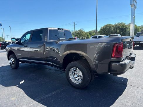 New 2026 RAM 3500 Laramie AWD/4WD image 6