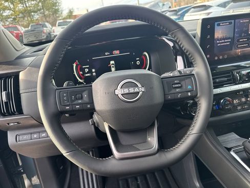 New 2026 Nissan Pathfinder Platinum image 15