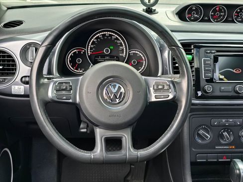 Used 2015 Volkswagen Beetle TDI image 6