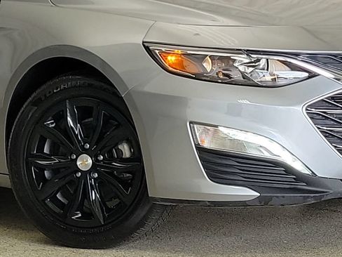 Certified 2024 Chevrolet Malibu LT FWD image 2