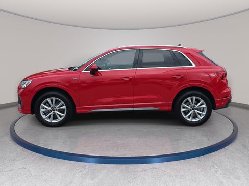 Certified 2025 Audi Q3 2.0T Premium Plus w/ Premium Plus Package AWD/4WD image 8