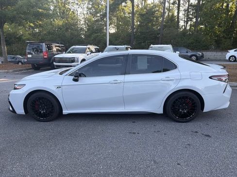 Used 2023 Toyota Camry SE w/ Convenience Package FWD image 4
