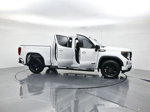 Used 2026 GMC Sierra 1500 Elevation w/ Elevation Select Package image 49