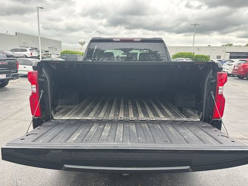 Certified 2024 Chevrolet Silverado 1500 RST AWD/4WD image 33