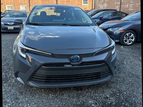 Used 2023 Toyota Corolla LE FWD image 20