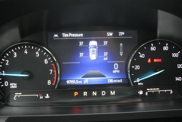 Used 2021 Ford Explorer XLT w/ Equipment Group 202A AWD/4WD image 17