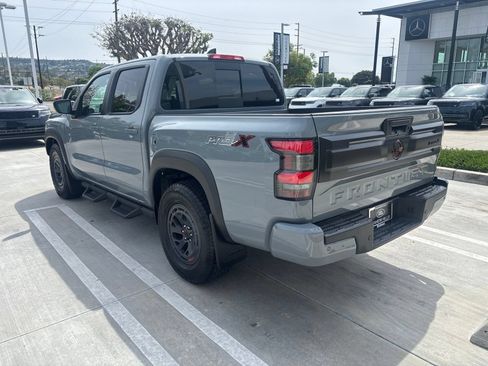 Used 2025 Nissan Frontier Pro-X RWD image 4