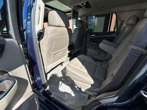 Used 2019 Chevrolet Tahoe Premier AWD/4WD image 18