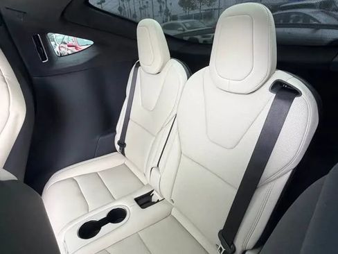 Used 2026 Tesla Model X Plaid AWD/4WD image 12